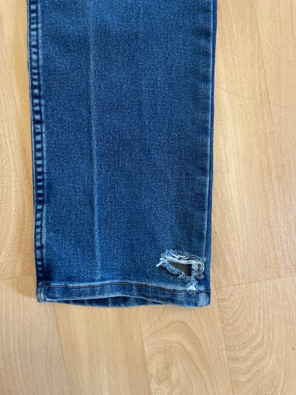 Wrangler Straight Slim Leg Dark Blue Jeans Size 16 Slim - Picture 3 of 6